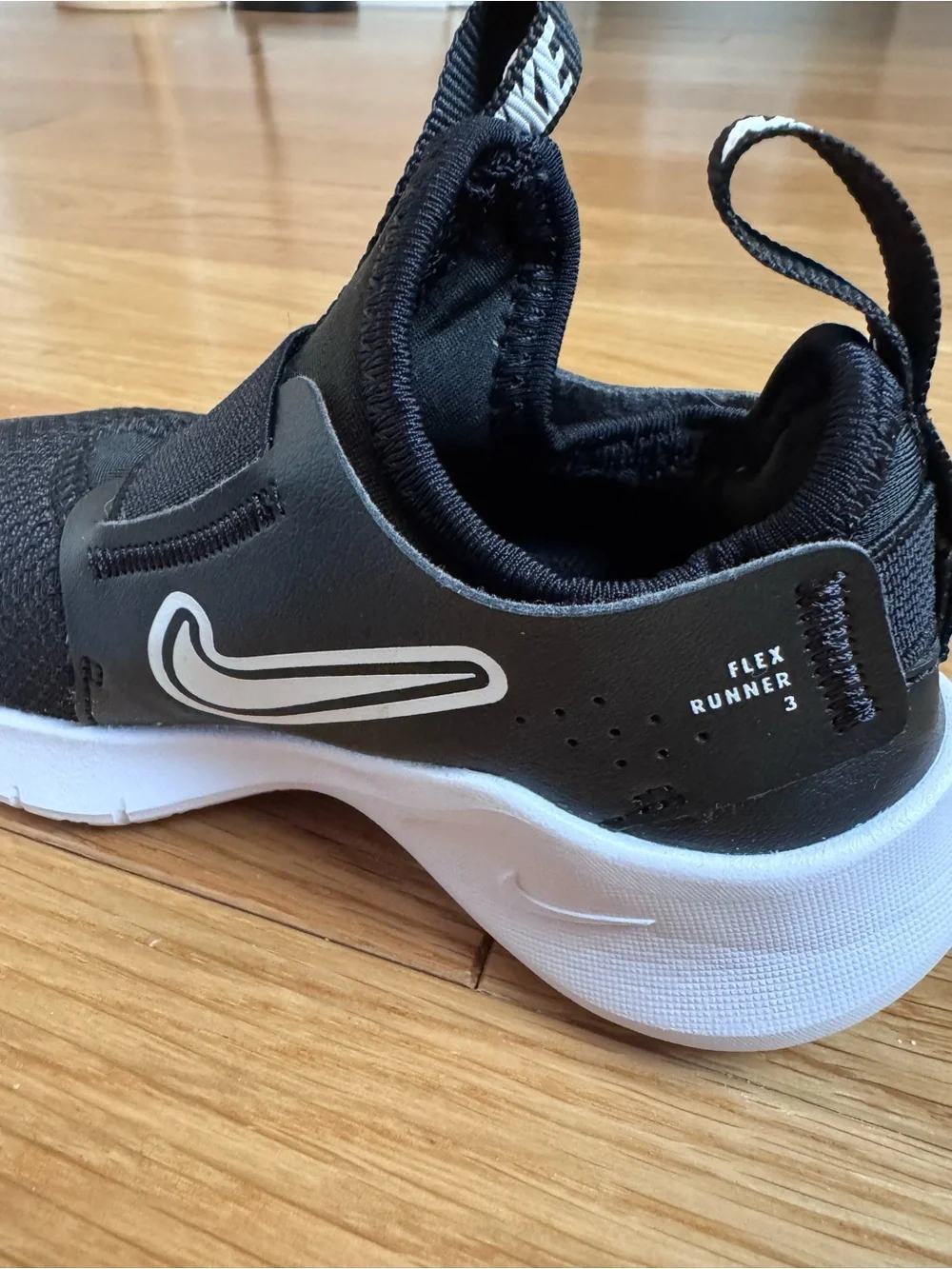 Nike Flex Runner 3’s for Kids